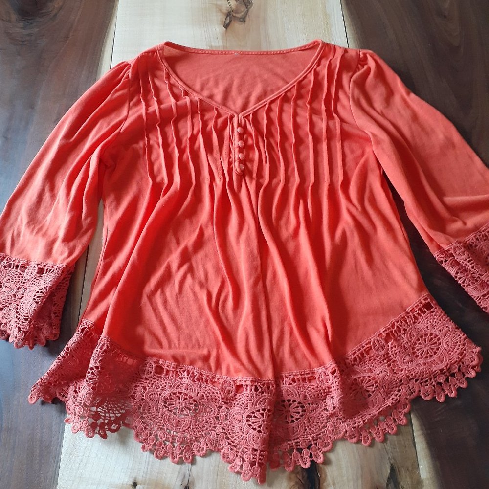 Bright orange 3/4 sleeve top